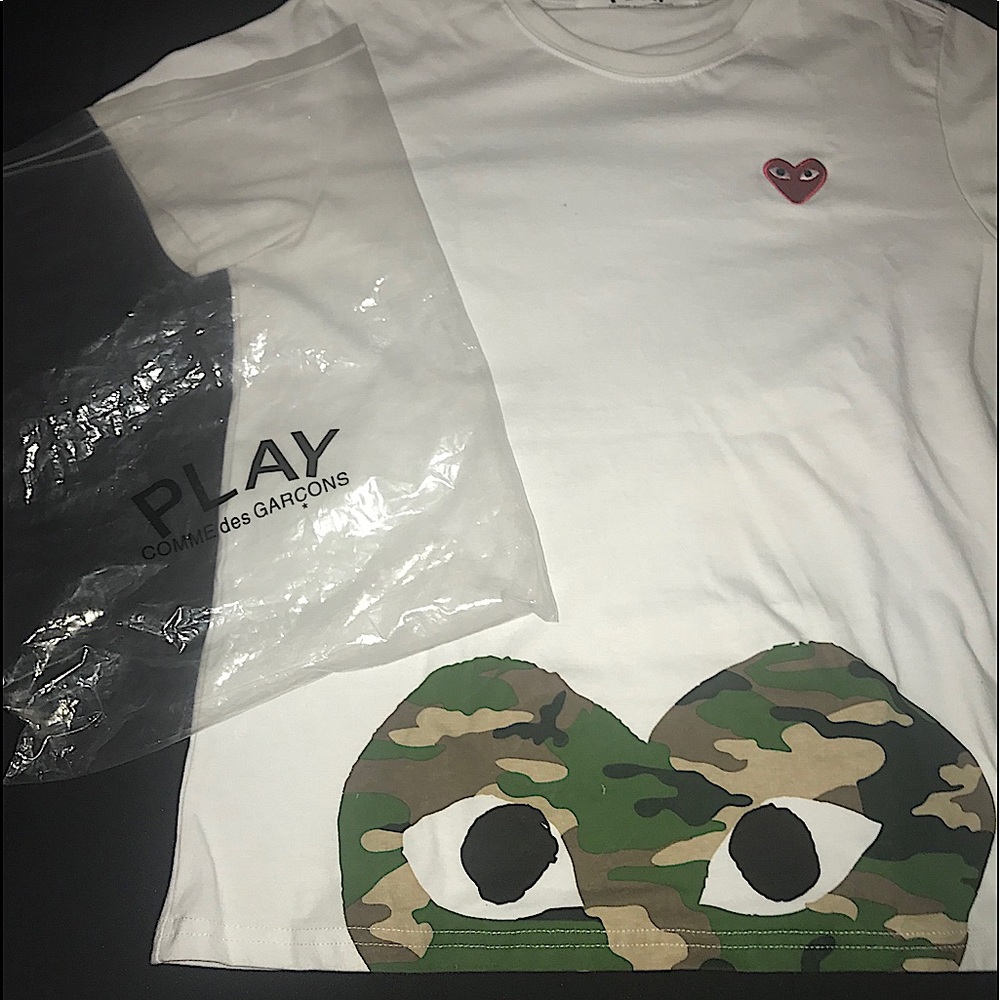 Comme Des Garçon T-Shirt camouflage heart